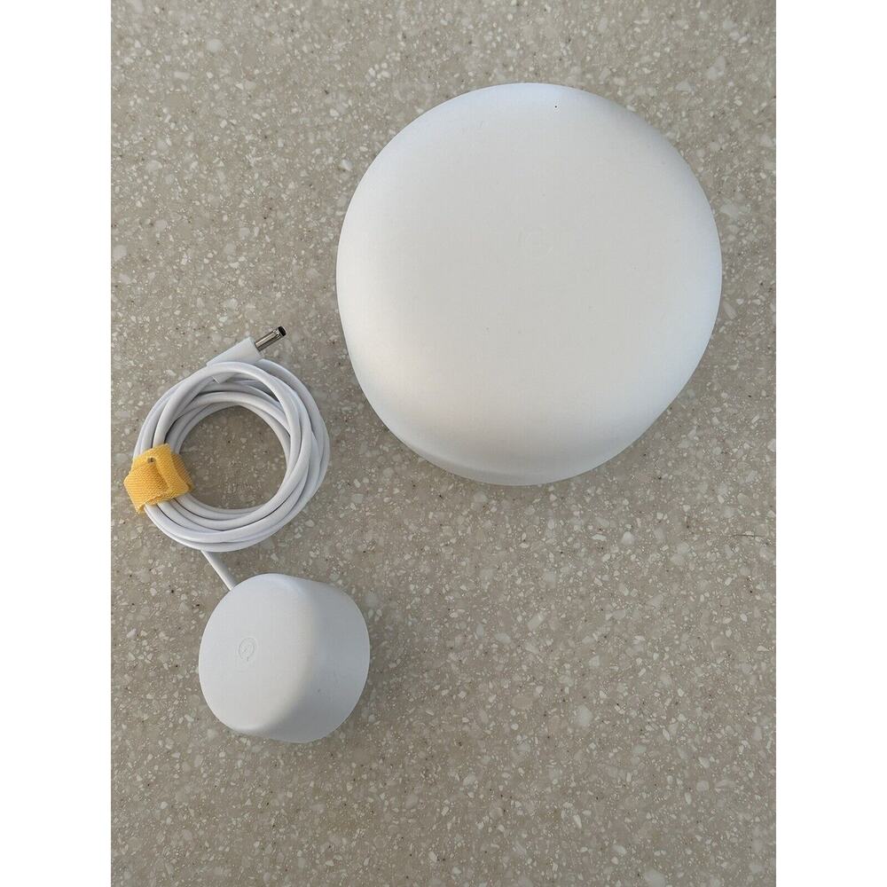 Google Nest H2D GA00595-US WiFi Router AC2200 2.4GHz/5GHz Snow (Pre-own w/o box)